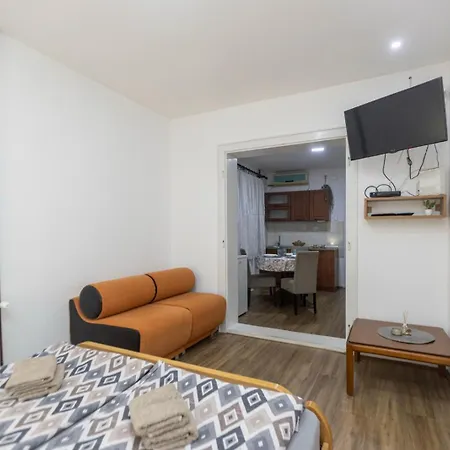 Mijomi Apartman Nagybecskerek